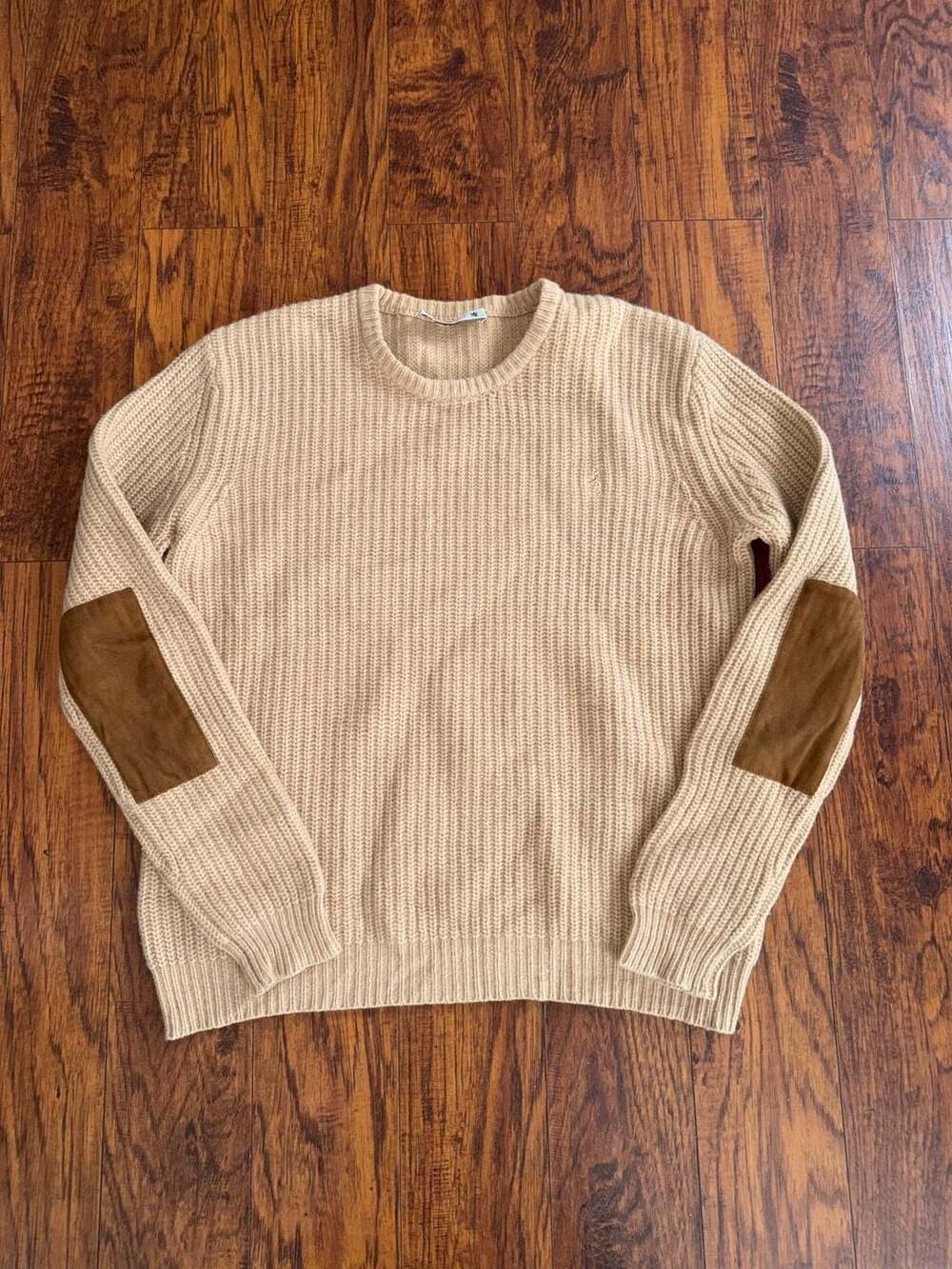 Pringle of Scotland Merino Wool and Cashmere Ribbed Crewneck Sweater with Elbow